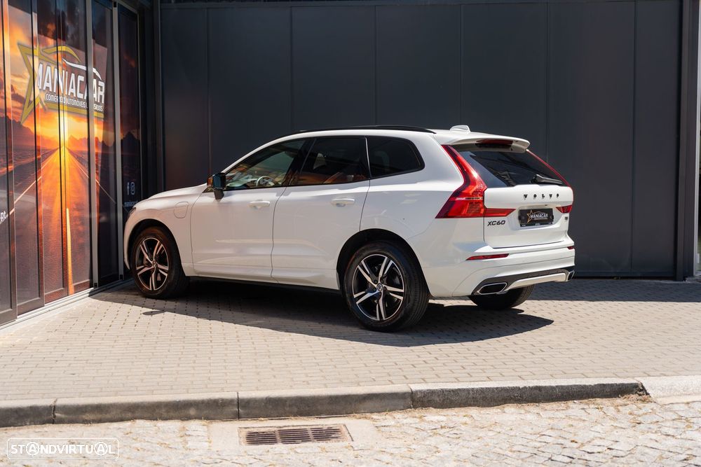 Volvo XC 60 2.0 T8 PHEV R-Design AWD - 5
