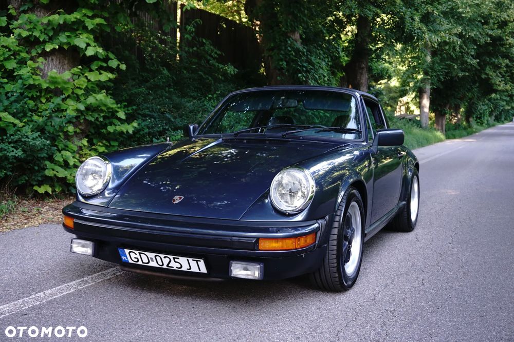 Porsche 911 - 1