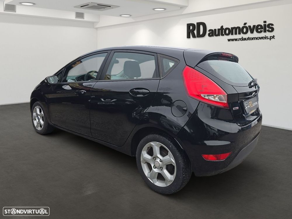 Ford Fiesta 1.4 TDCi Techno - 4