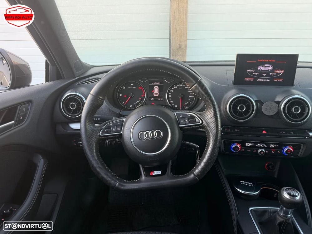 Audi A3 Sportback 1.6 TDI S line Sport Pack - 20