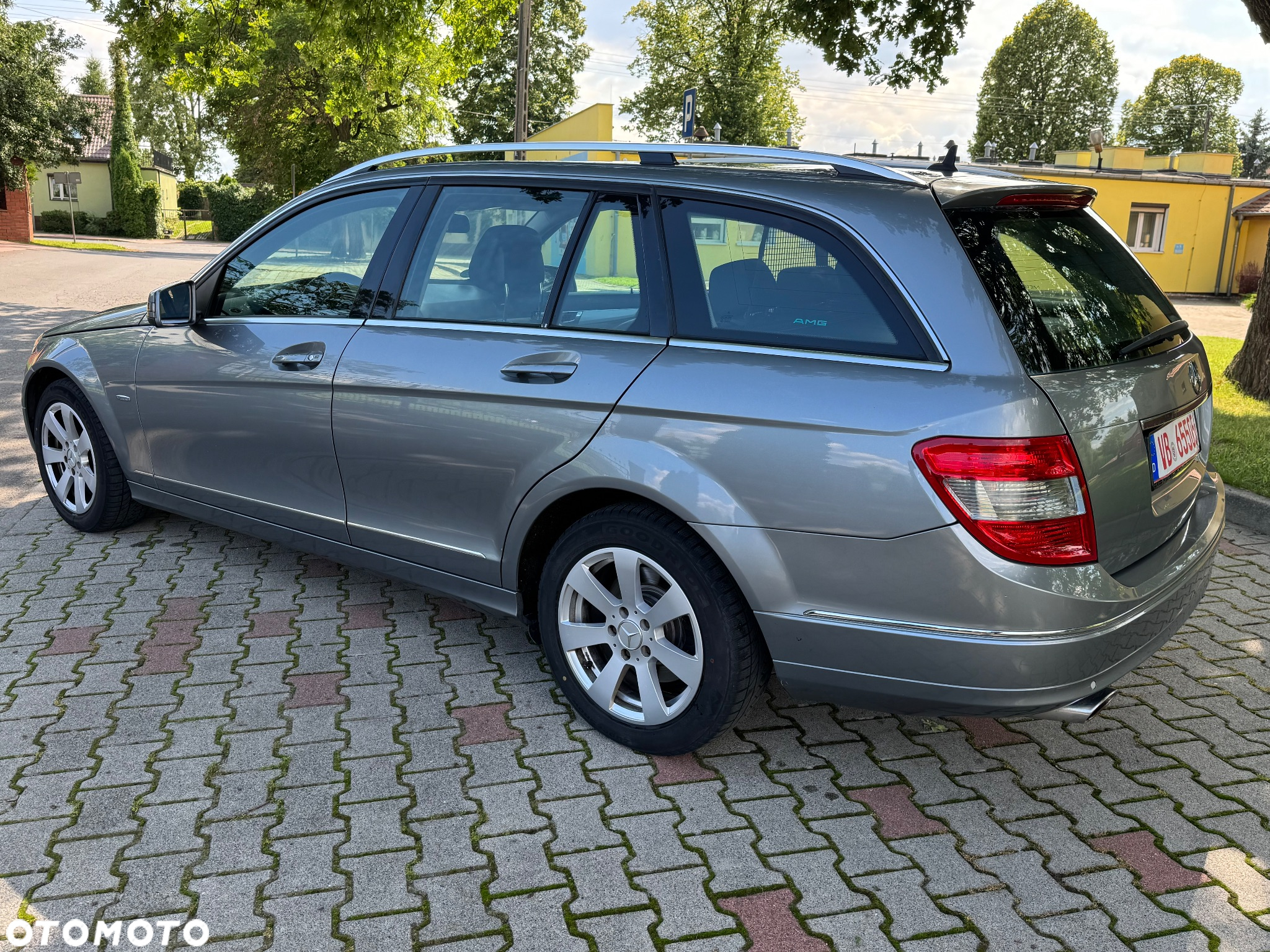 Mercedes-Benz Klasa C 220 CDI BlueEff Edition Elegance - 10