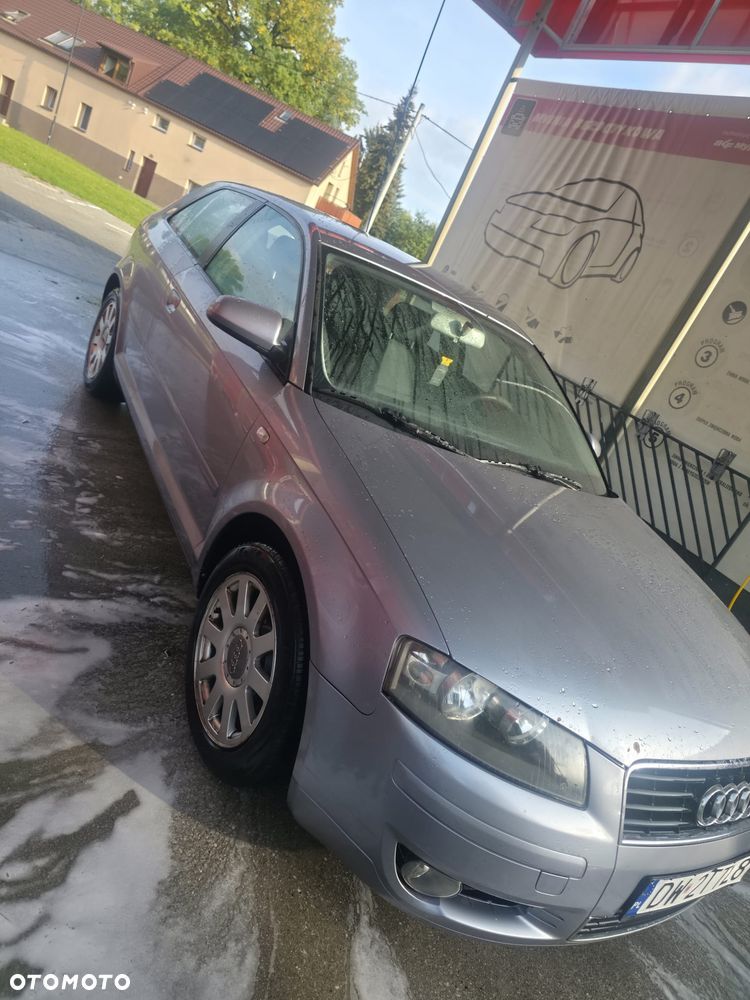 Audi A3 3-drzwiowe 1.6 Attraction - 6