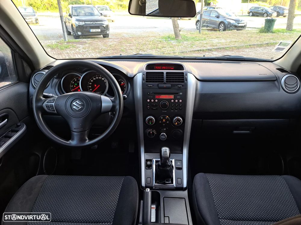 Suzuki Grand Vitara 1.9 DDiS X-Sport - 17