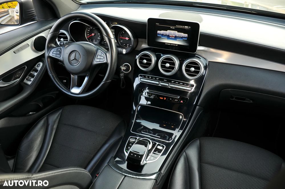 Mercedes-Benz GLC 220 d 4MATIC 9G-TRONIC - 2