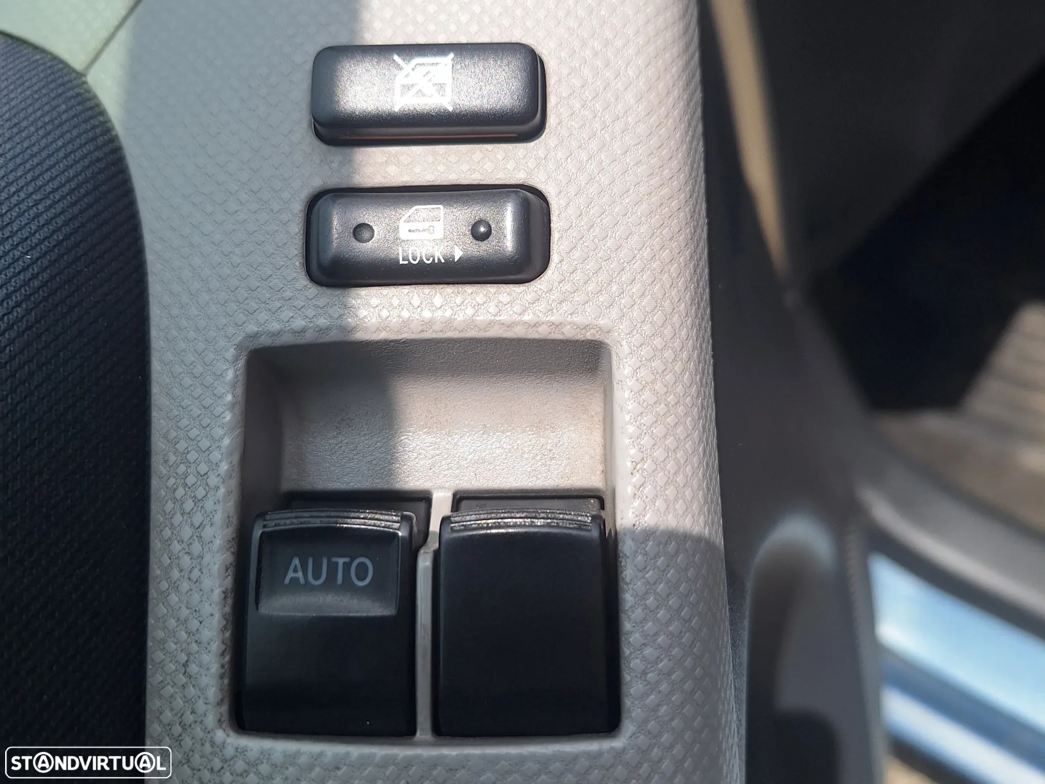 Toyota Yaris 1.0 VVT-i Sol High Pack MMT - 22