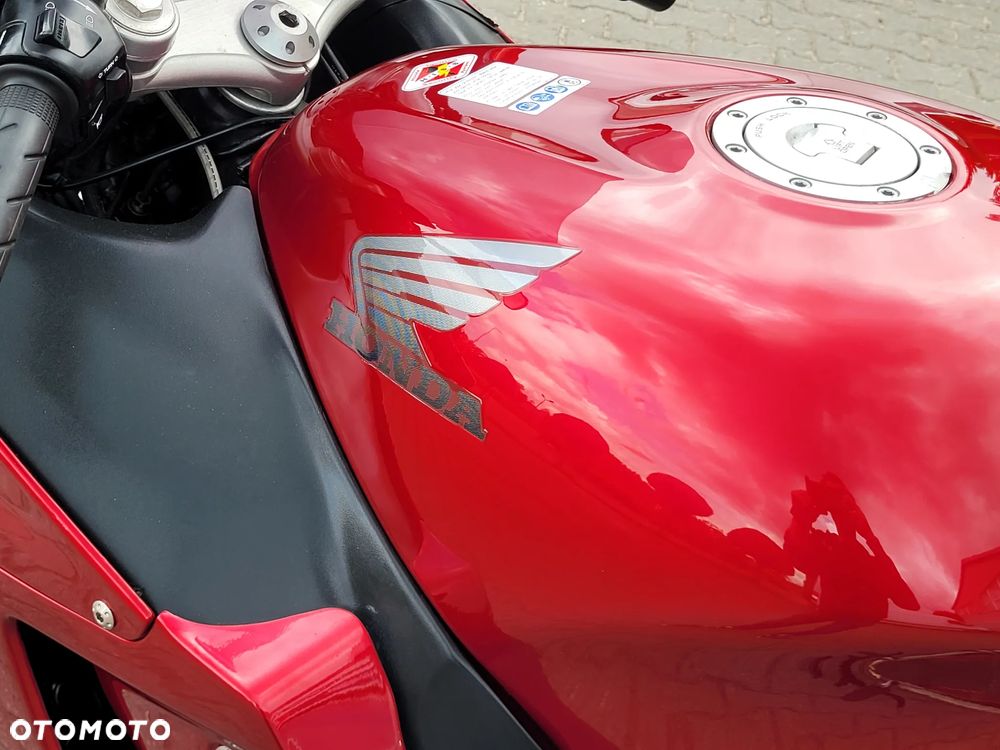 Honda CBR - 15