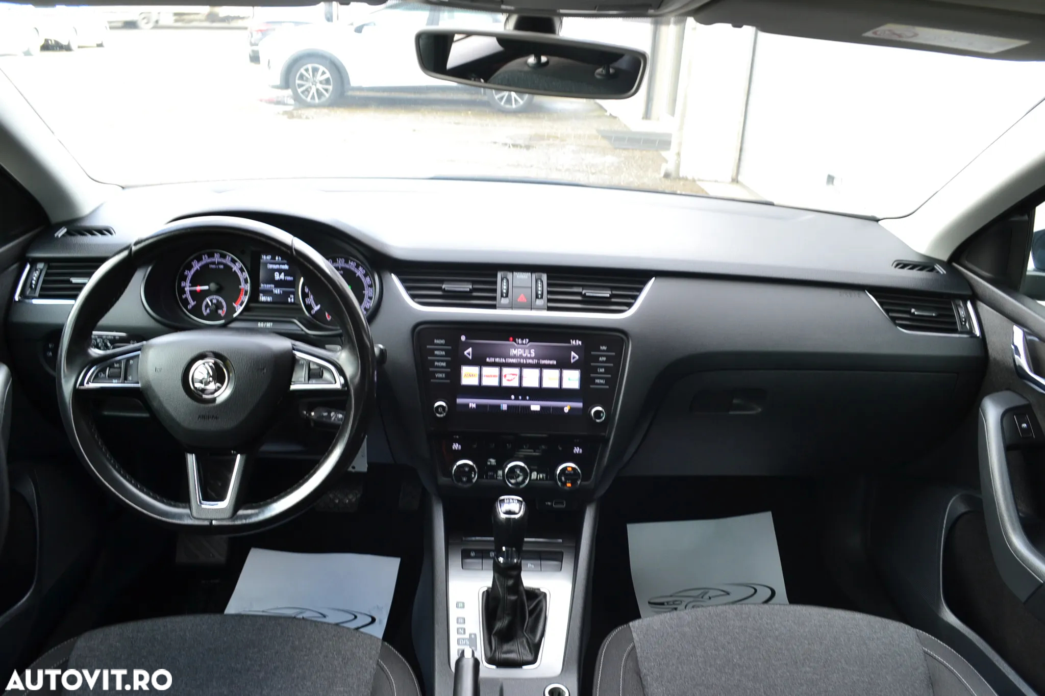 Skoda Octavia Combi Diesel 1.6 TDI DSG Style - 31