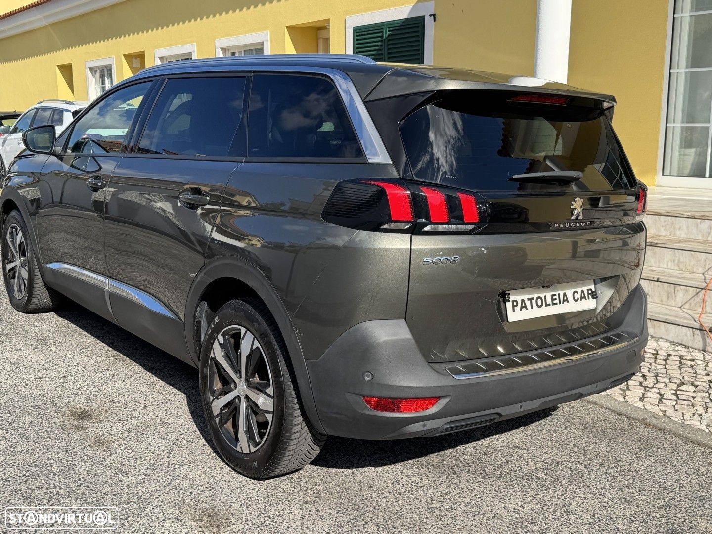 Peugeot 5008 1.2 PureTech Allure Pack EAT8 - 6