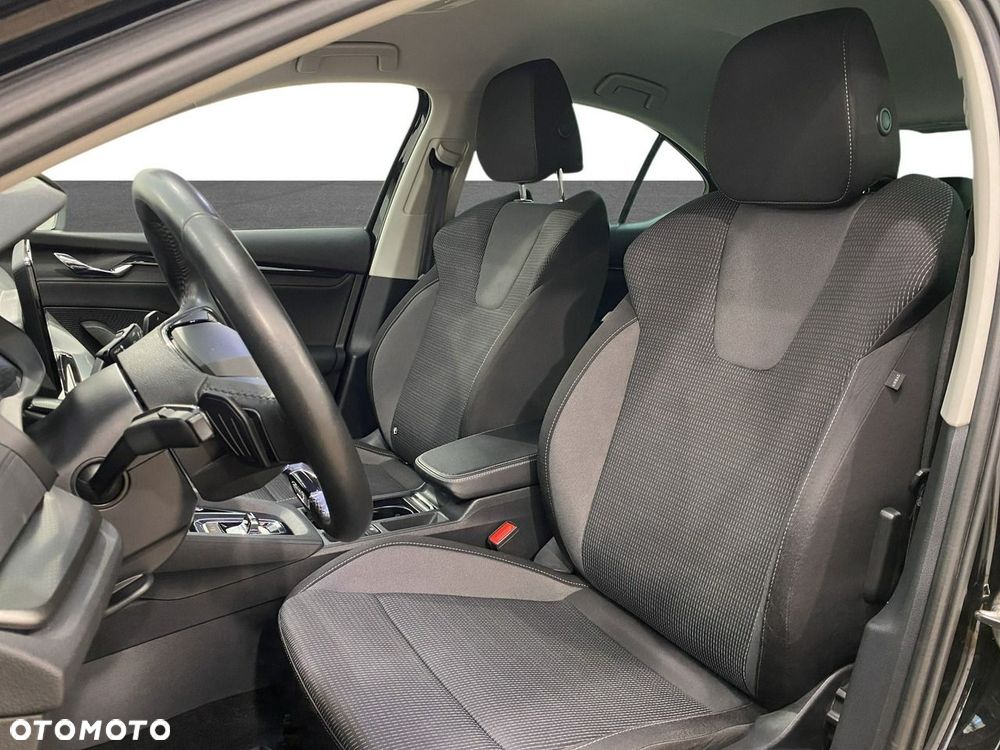 Skoda Octavia 2.0 TDI Ambition DSG - 17