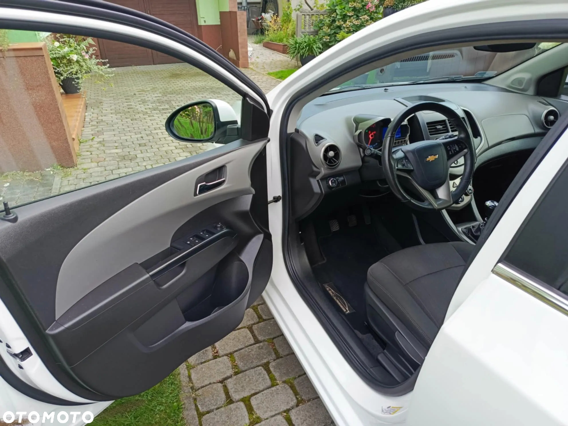 Chevrolet Aveo 1.4 16V LT - 6