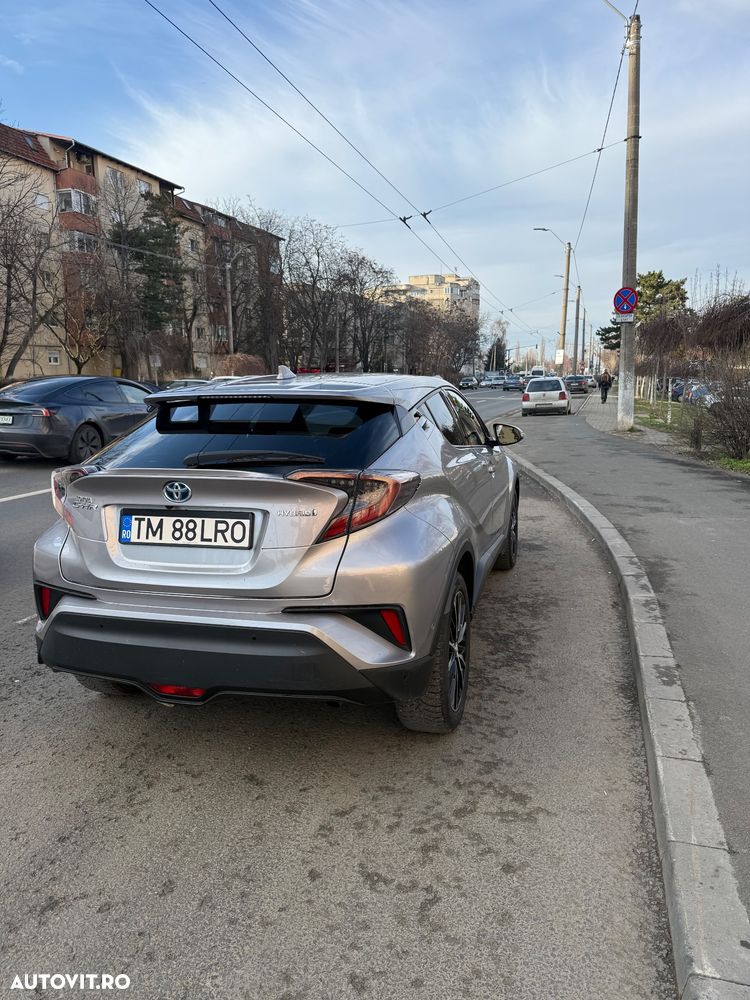 Toyota C-HR Lounge - 6