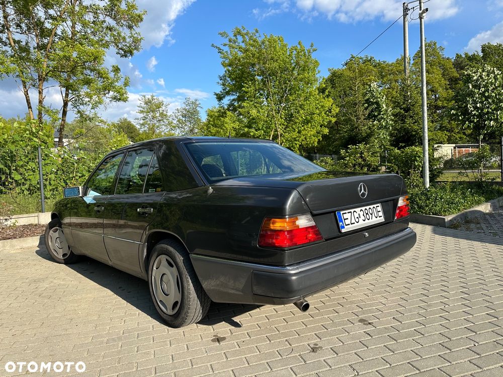 Mercedes-Benz W124 (1984-1993) - 4