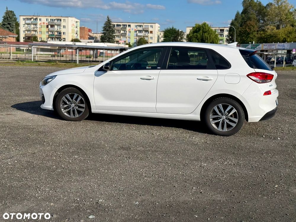 Hyundai i30 1.4 T-GDI DCT YES!+ - 10