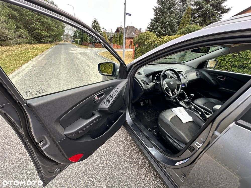 Hyundai ix35 1.7 CRDi Premium 2WD - 18
