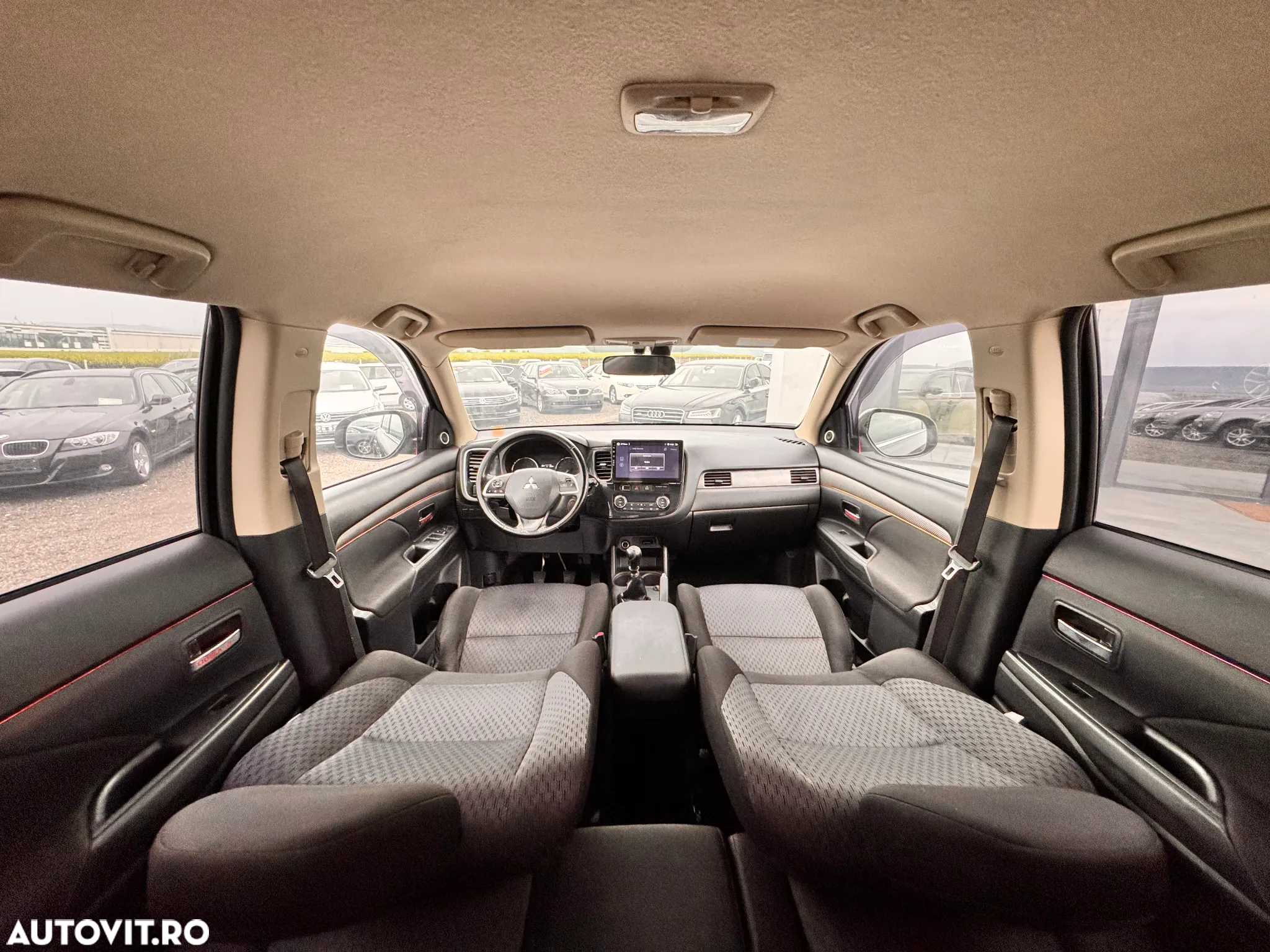 Mitsubishi Outlander 2.2 DI-D AS&G 6MT 4WD Invite A01 - 21
