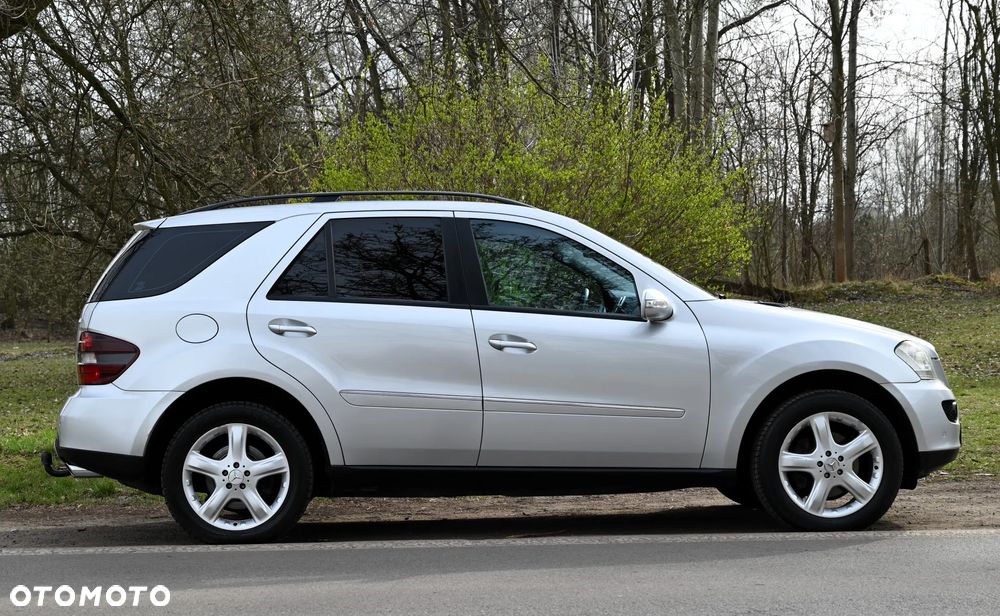 Mercedes-Benz ML - 27
