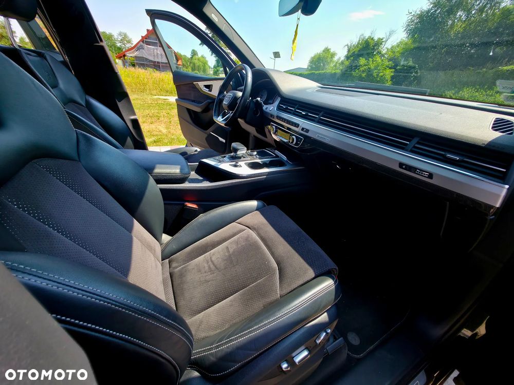Audi SQ7 - 13