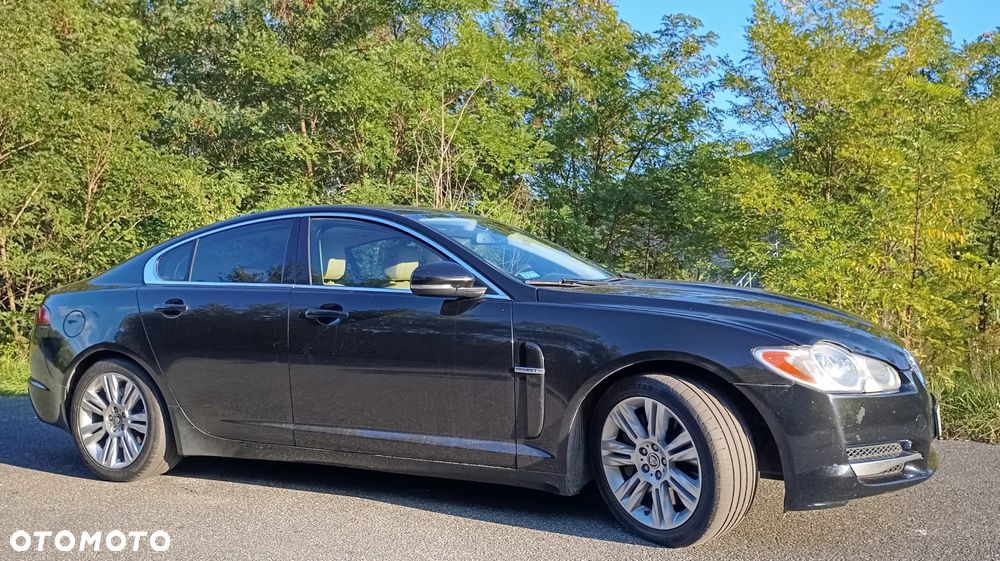 Jaguar XF 3.0 V6 D S Premium Luxury - 4