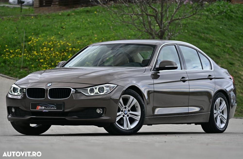 BMW Seria 3 320i Efficient Dynamics Edition - 11