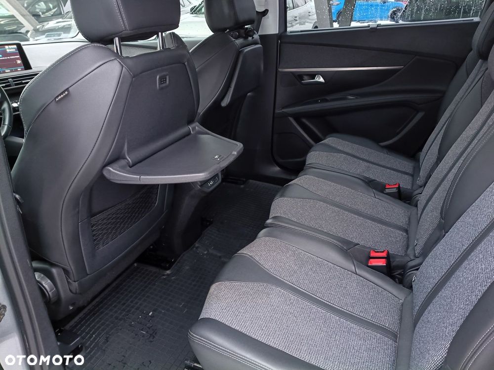 Peugeot 5008 - 14