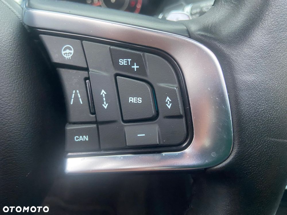 Jaguar F-Pace 2.0 i4P AWD R-Sport - 25