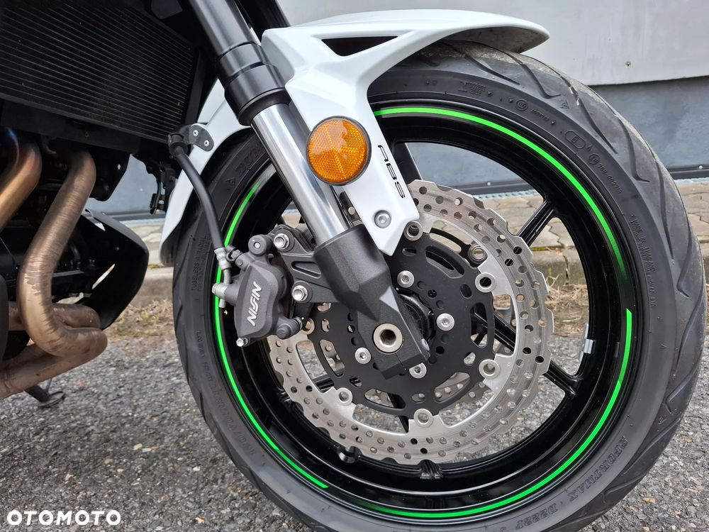 Kawasaki Versys 650 - 16