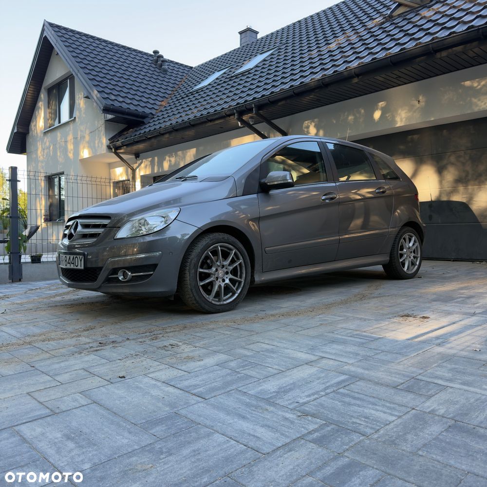 Mercedes-Benz Klasa B - 1