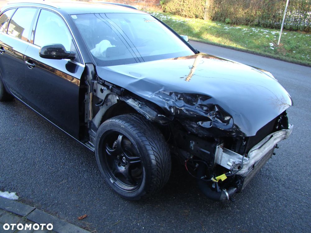 Audi A4 Avant 2.0 TDI Quattro - 14