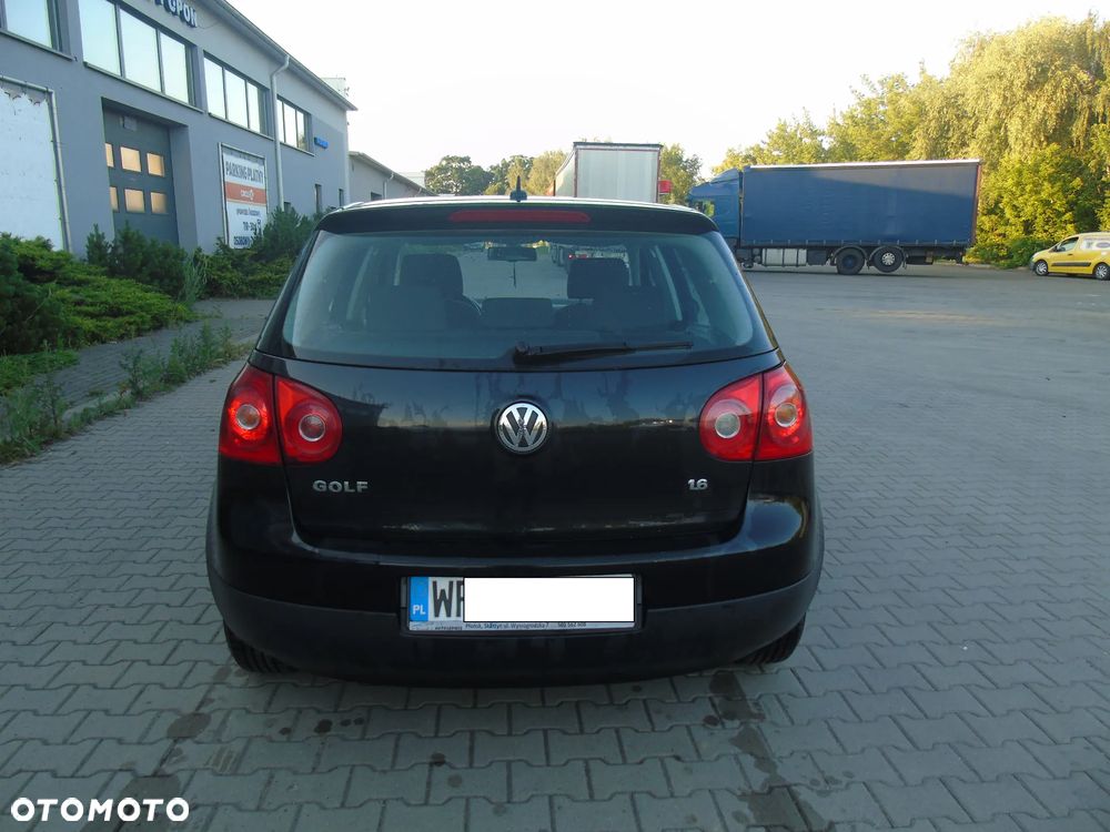 Volkswagen Golf - 19