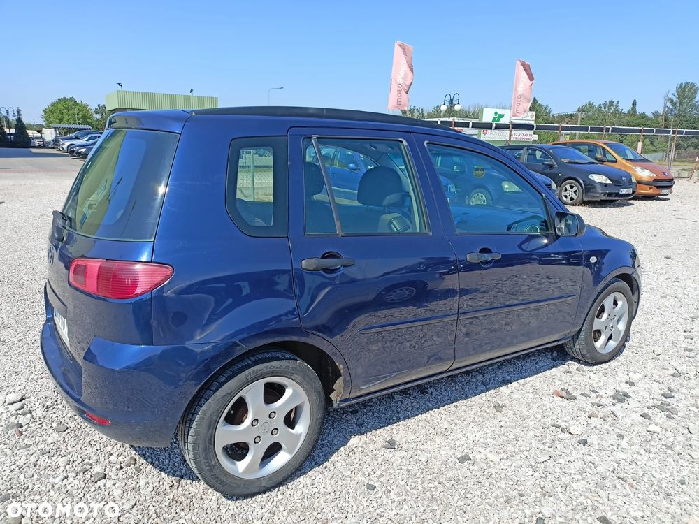 Mazda 2 - 4