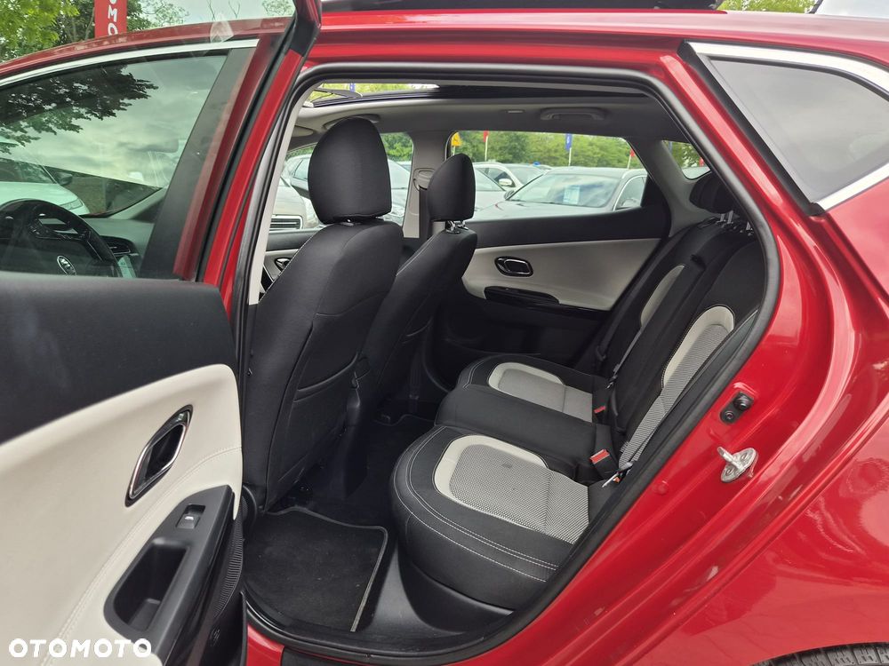 Kia Ceed 1.6 CRDi ISG Vision - 24