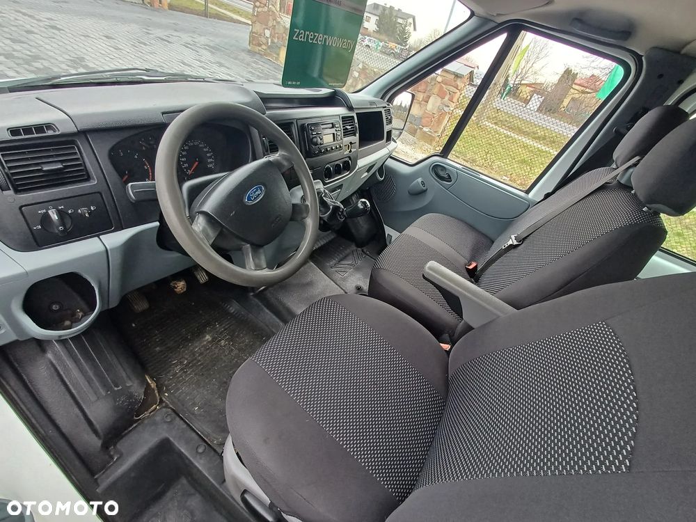 Ford Transit - 8