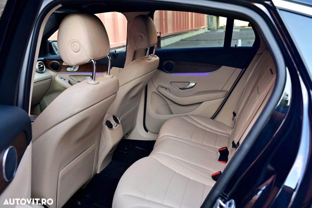 Mercedes-Benz GLC Coupe 300 4MATIC - 15
