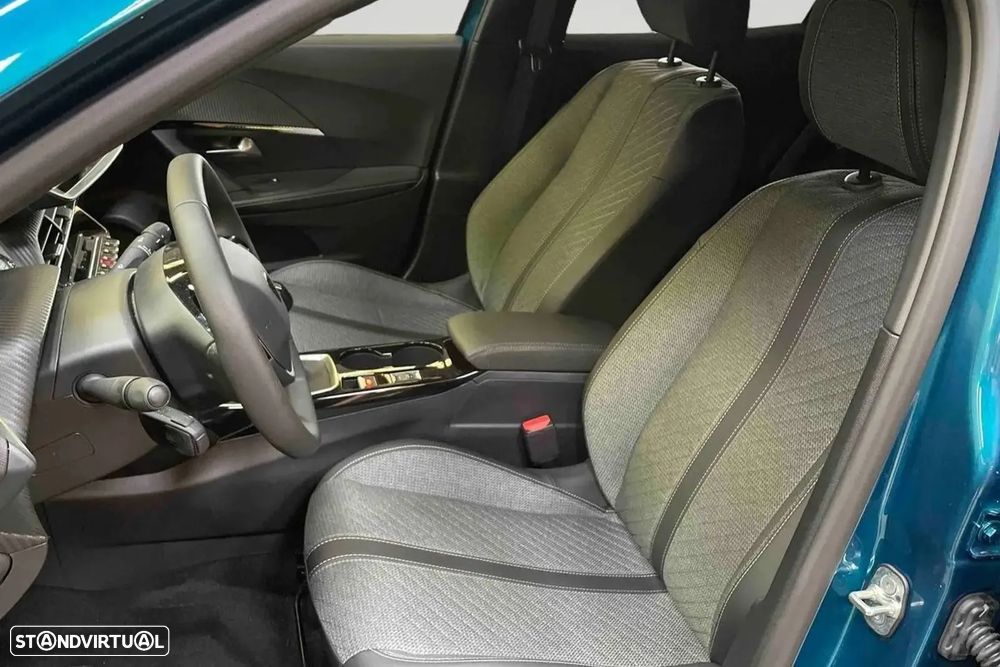 Peugeot 2008 1.2 PureTech Allure Pack - 11