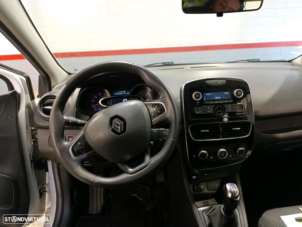 Renault Clio 1.5 dCi Zen - 5