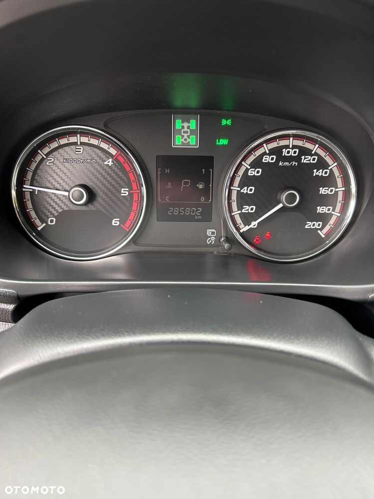 Mitsubishi L200 2.4 d DC Instyle Premiere Edition - 7