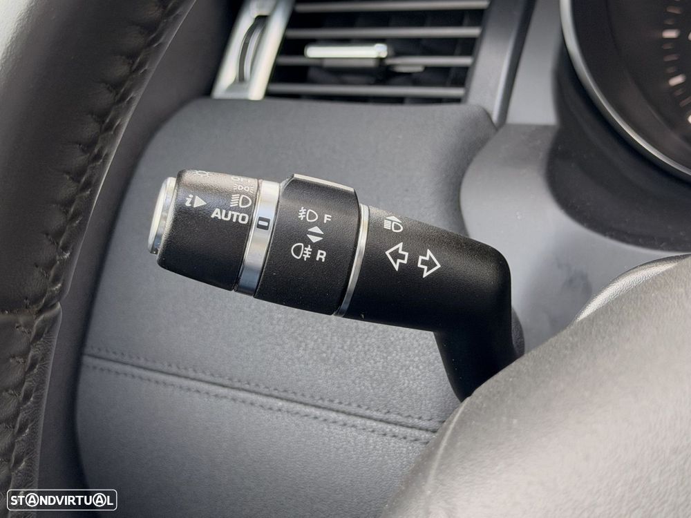 Land Rover Range Rover Evoque 2.0 TD4 SE Auto - 27