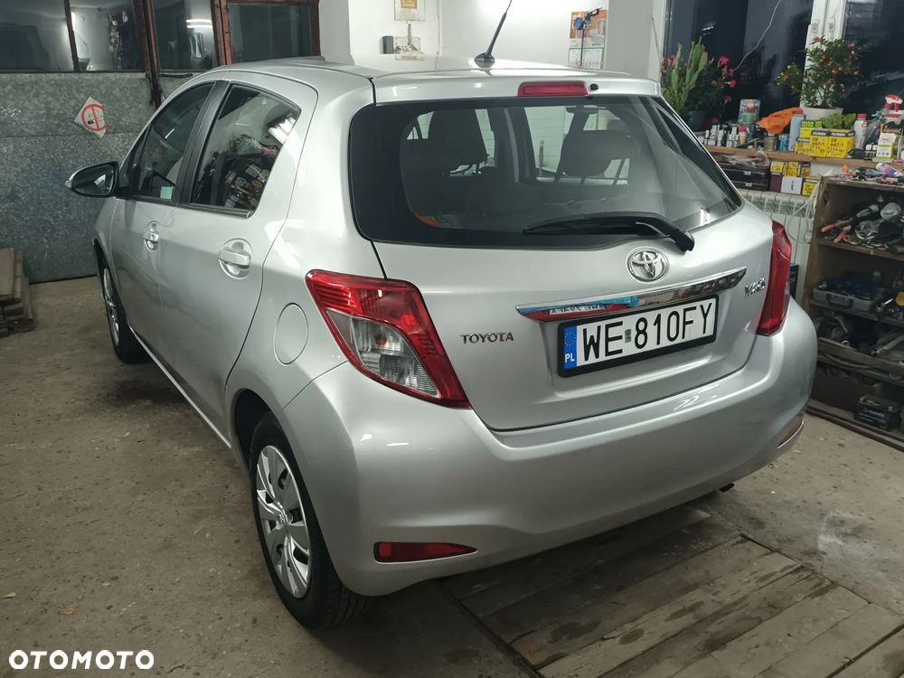 Toyota Yaris - 6