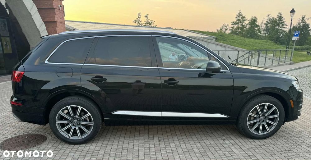 Audi Q7 - 10