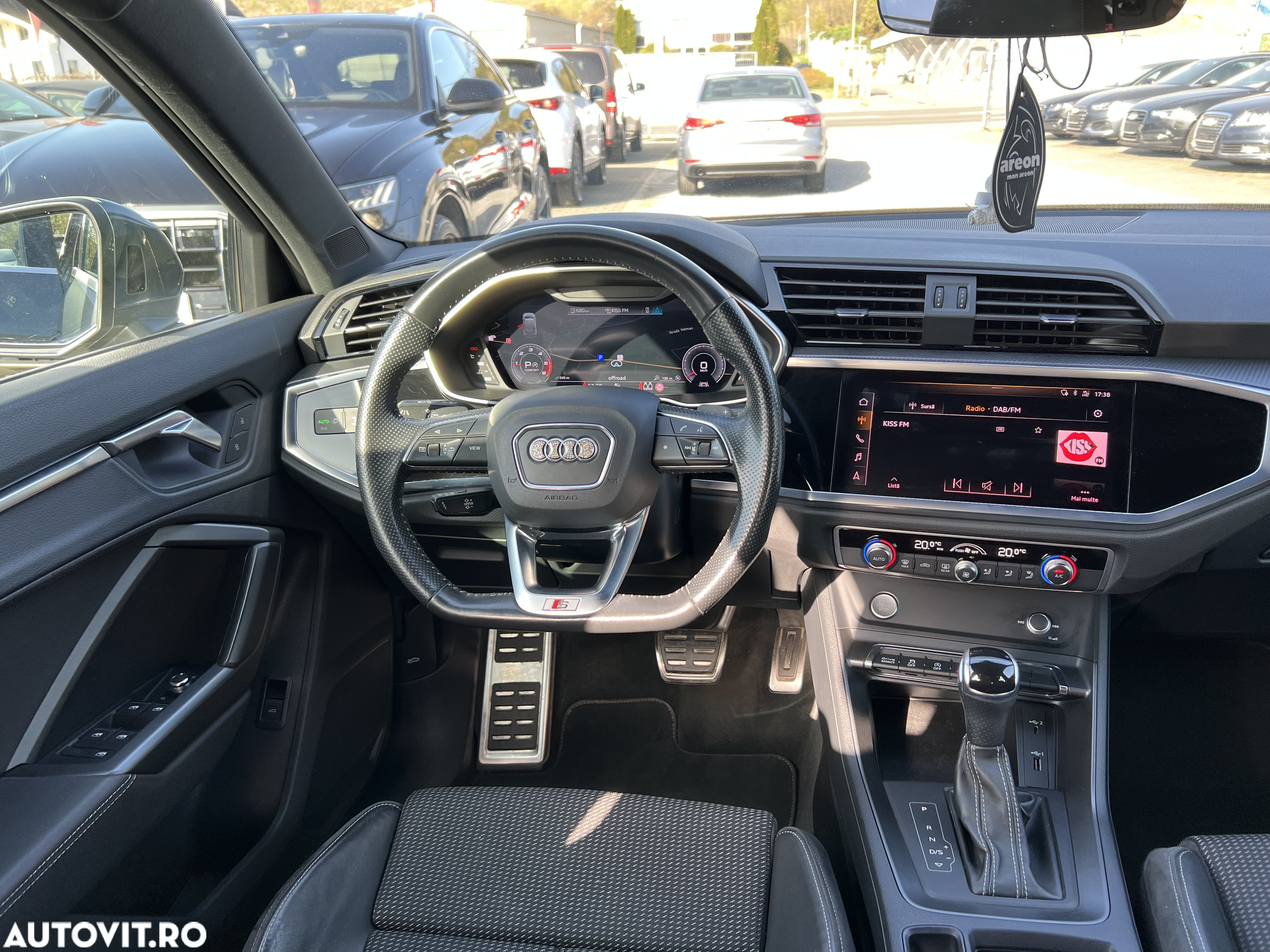 Audi Q3 2.0 35 TDI S tronic S Line - 19