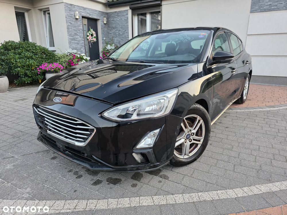 Ford Focus 1.0 EcoBoost Hybrid ACTIVE - 9