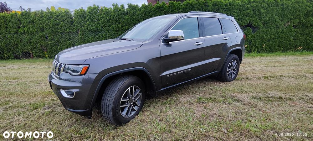 Jeep Grand Cherokee - 1