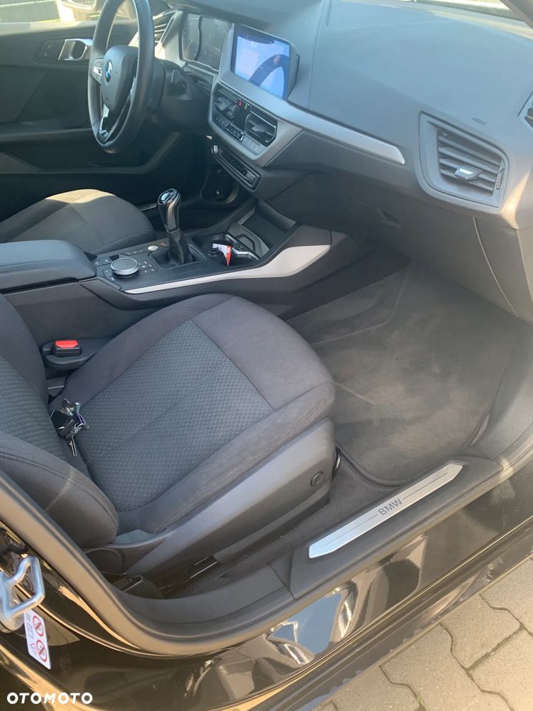 BMW Seria 1 118i - 20