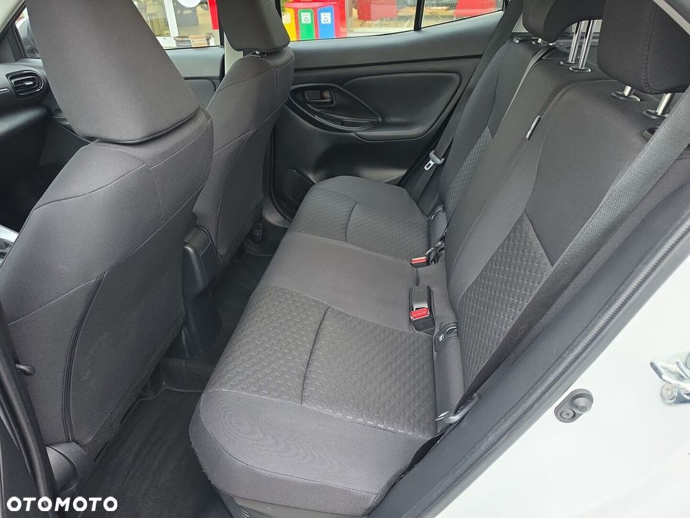 Toyota Yaris Cross Hybrid 1.5 Comfort - 12