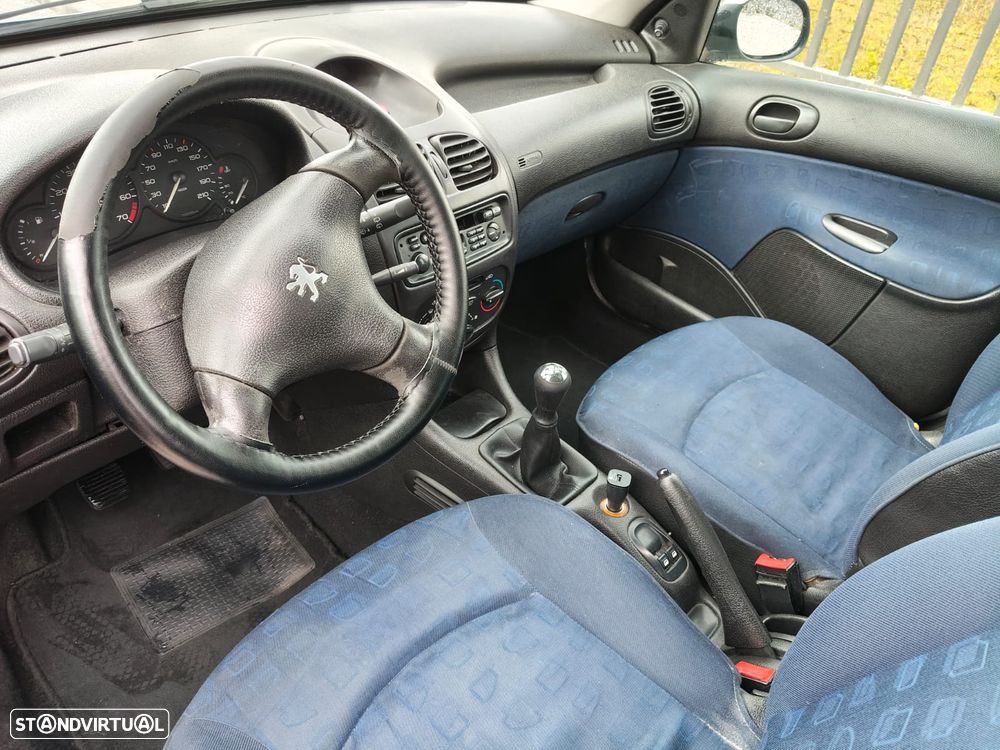 Peugeot 206 1.1 XR - 5