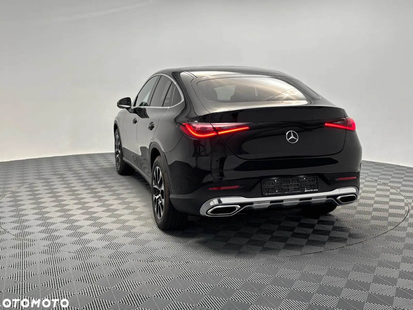 Mercedes-Benz GLC - 7