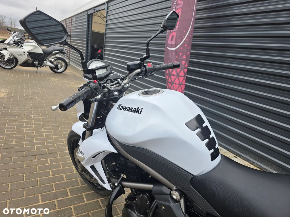 Kawasaki ER - 21