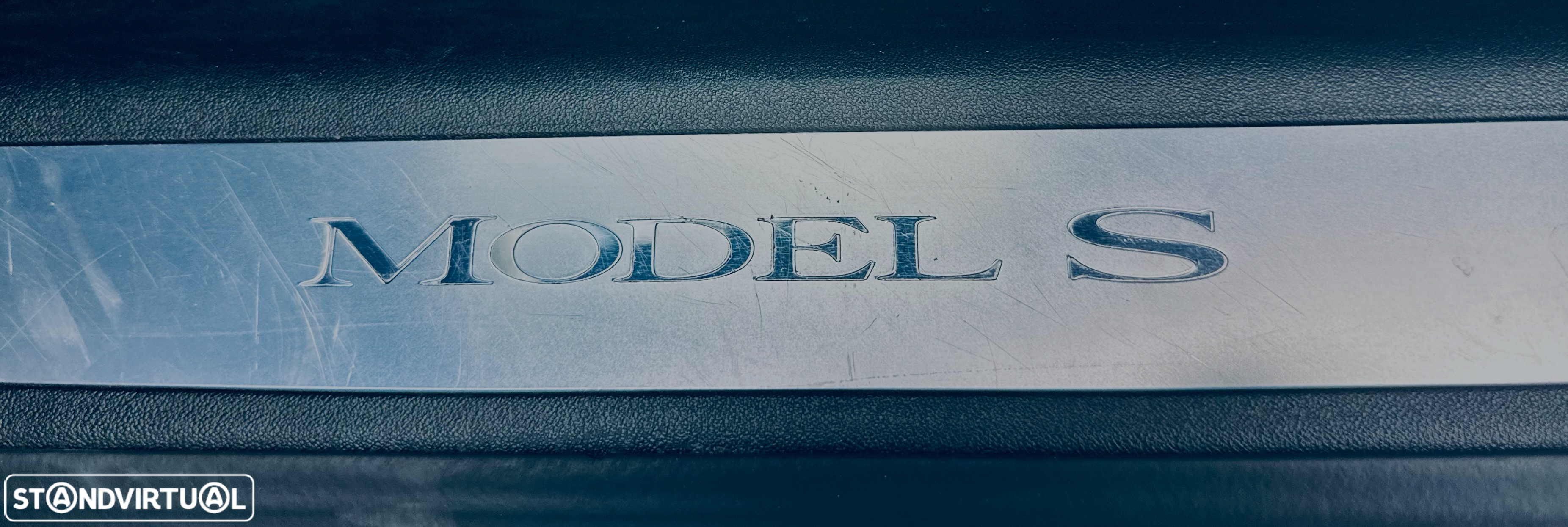 Tesla Model S - 20