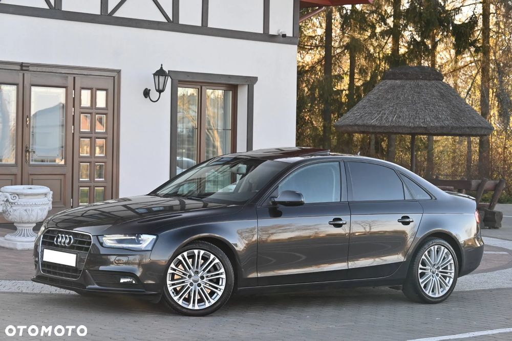 Audi A4 Limousine 1.8 TFSI S line Sportpaket - 5