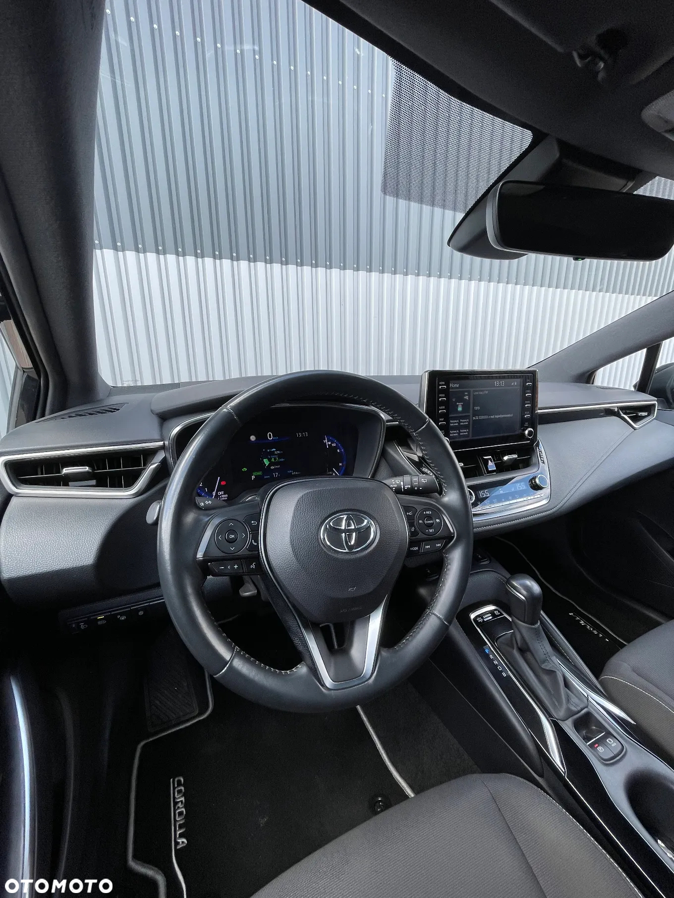 Toyota Corolla 1.8 Hybrid Comfort - 18